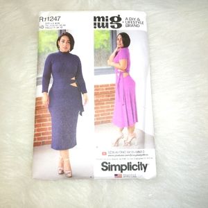 SIMPLICITY R11247 Misses knit dress with sleeve & length variations Size 6-14